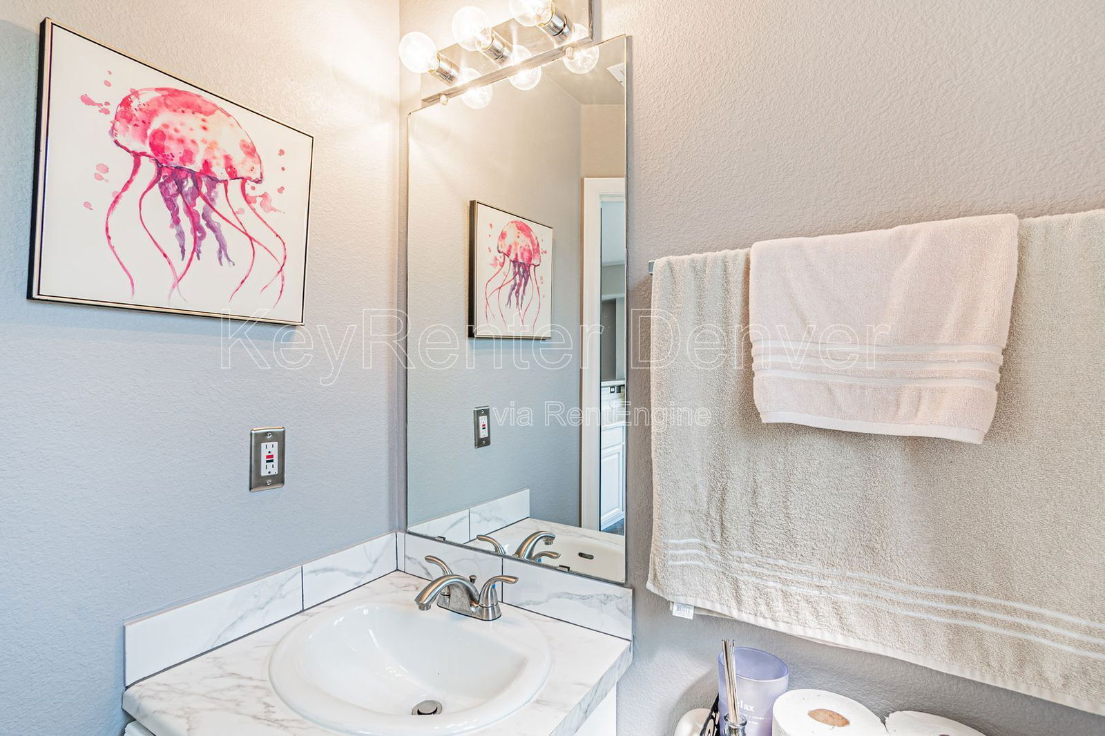 Building Photo - 8199 Welby Rd