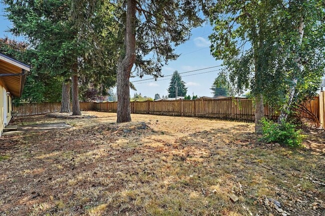 Building Photo - 9123 Wendy Dr SE