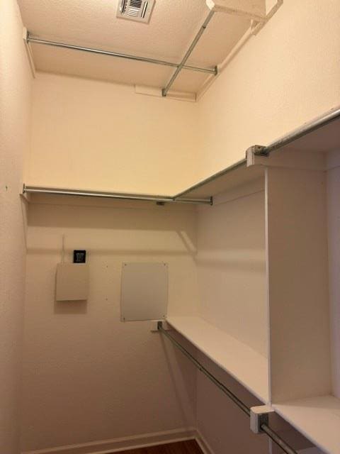 Building Photo - 532 Lone Oak Dr