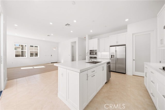 Building Photo - 297 Shoveler