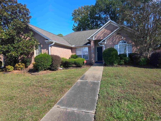 Building Photo - 4102 Stoneybrook Dr