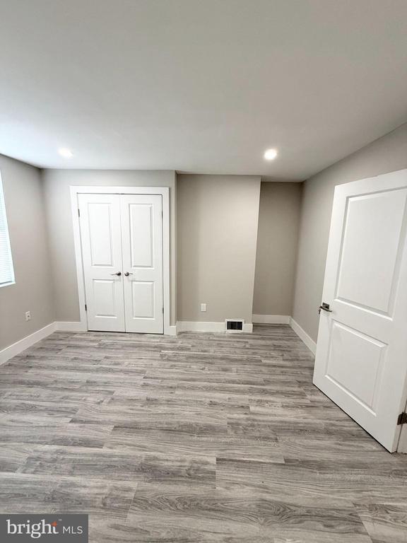 Building Photo - 714 W Ritner St