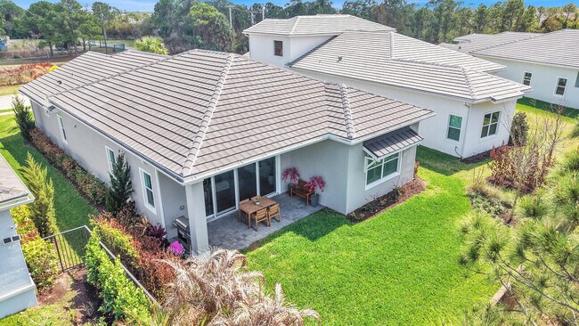 Building Photo - 138 Palma St