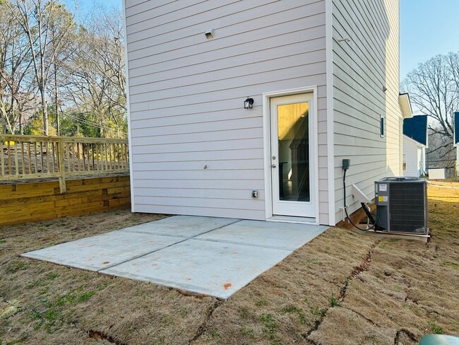 Building Photo - New Construction open concept, 3 bedroom home in Lagrange! Must see!