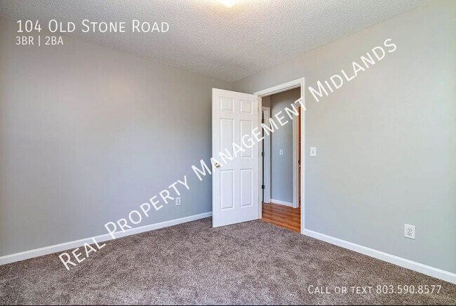 Building Photo - 104 Old Stone Rd