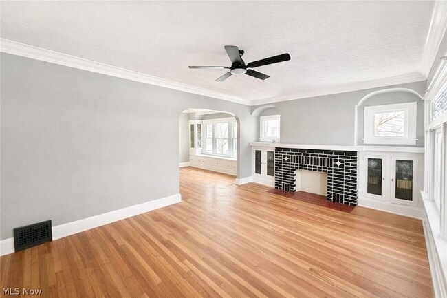 Building Photo - 3702 W 135th St