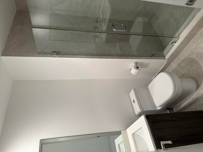 Building Photo - 488 NE 18th St