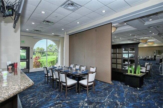 Building Photo - 8750 Olde Hickory Ave