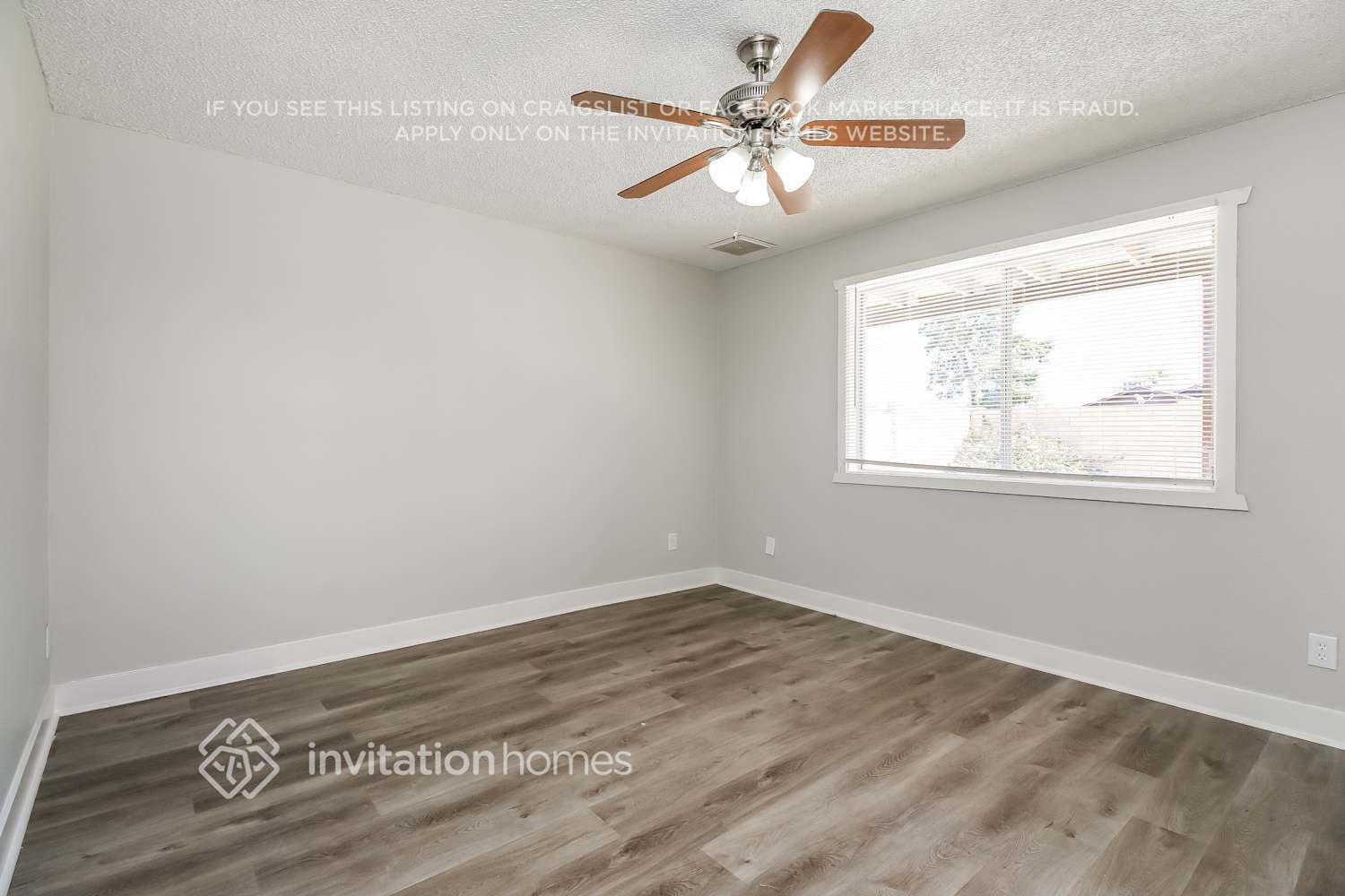 Building Photo - 11219 N 41st Ave