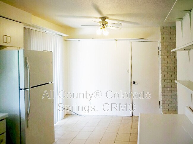 Building Photo - 1910 Monterey Rd