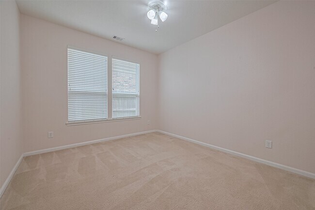Building Photo - 28522 Cabrera Hill Ln