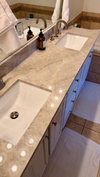 Building Photo - 3291 Cascina Cir