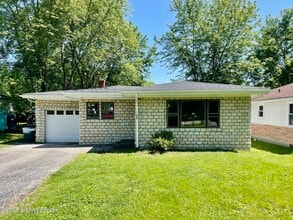Building Photo - 1576 Old Ford Rd