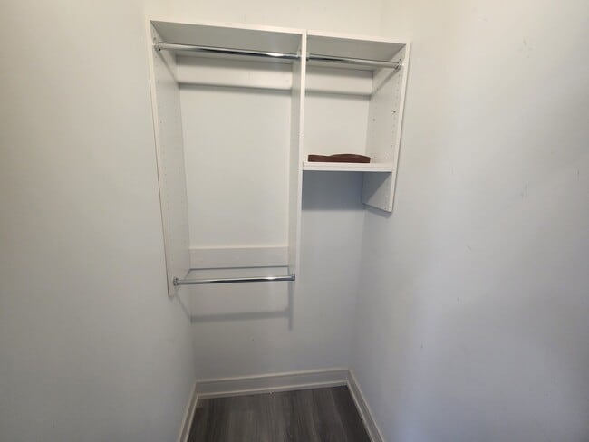 Building Photo - 2406 W Armitage Ave