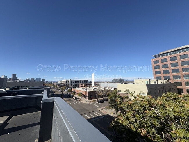 Building Photo - 3400 Larimer St