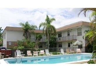 Building Photo - 100 NE 9 St Pompano Beach, FL 33060
