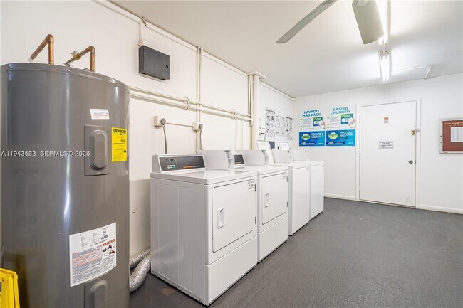 Building Photo - 251 SW 132nd Way