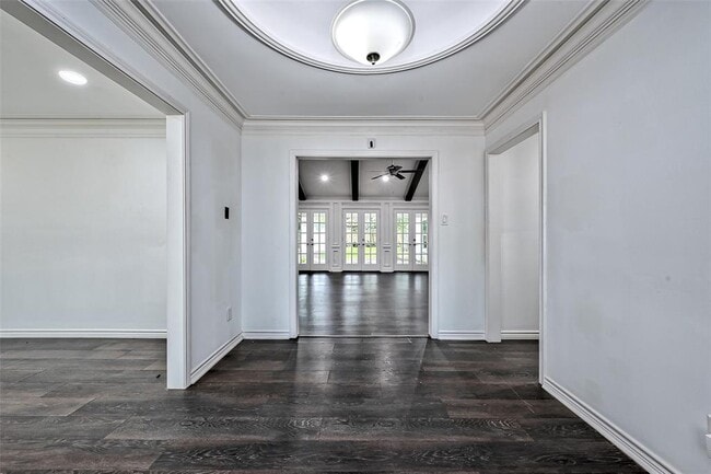 Building Photo - 5319 S Braeswood Blvd
