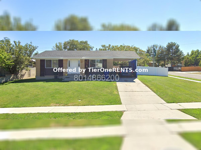 Primary Photo - Charming 4-Bedroom Home with Hardwood Floo...