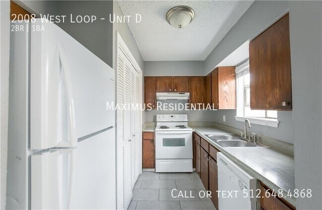 Building Photo - 2008 West Loop