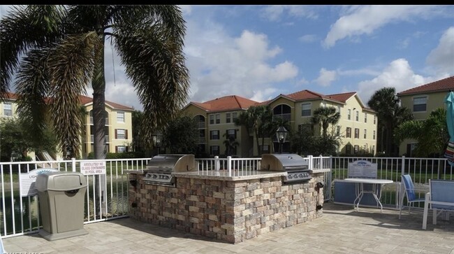 Building Photo - 4105 Residence Drive