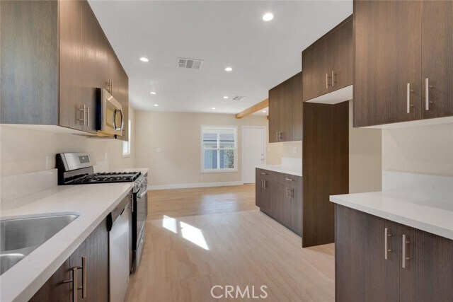 Building Photo - 17024 Sherman Way