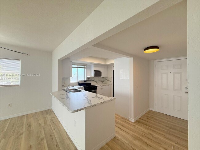 Building Photo - 7737 SW 88th St