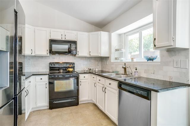 Building Photo - 1602 Stoneway Dr