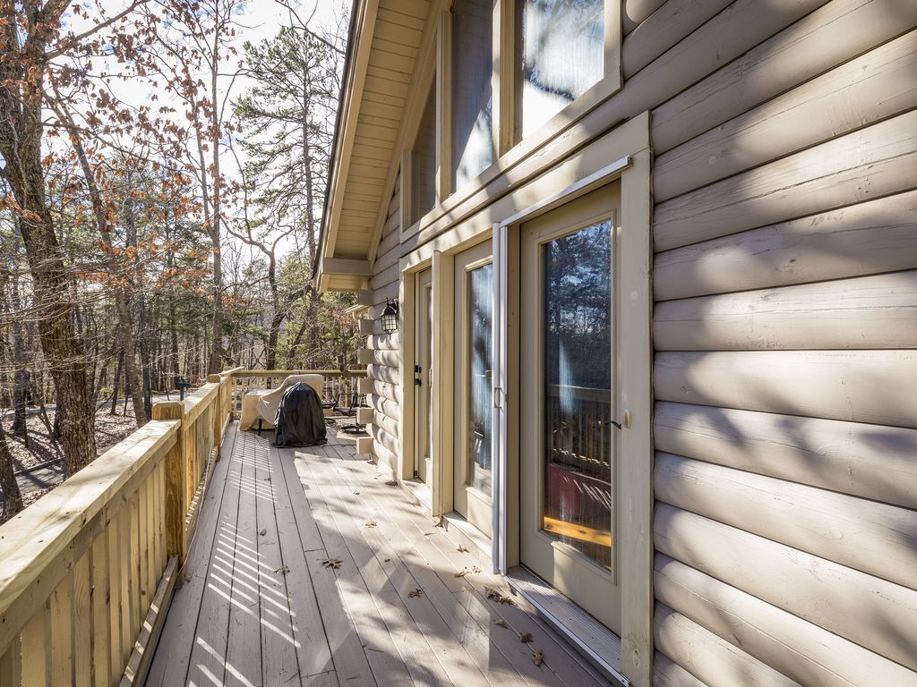 Back Deck - 404 Owls Brow