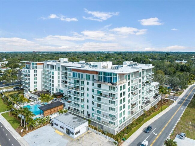 Building Photo - 1020 Sunset Point Rd
