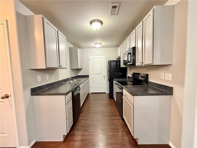 Building Photo - 1703 E Central St