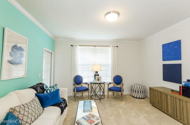 Building Photo - 1 br, 1 bath Condo - 30685 FM 2978 RD Flat...