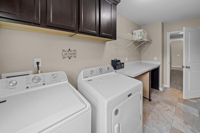 Building Photo - 4540 Garden Hills Loop