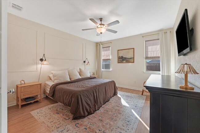 Building Photo - 5028 Waterway Dr