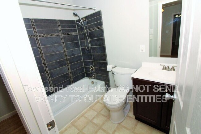 Building Photo - 212 Haverhill Dr