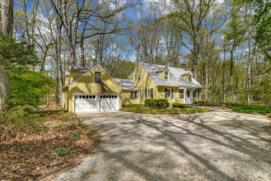 Building Photo - 792 Smith Ridge Rd