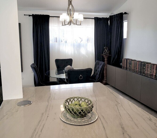 kitchen 3 - 7949 Caminito Dia