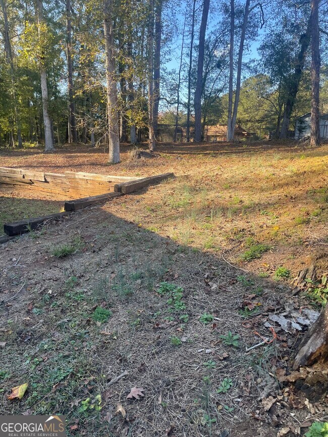 Building Photo - 3449 Creekwood Dr SE