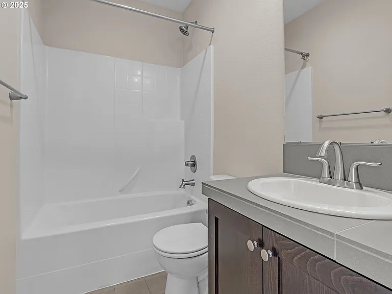 Building Photo - 13552 SW Beach Plum Terrace