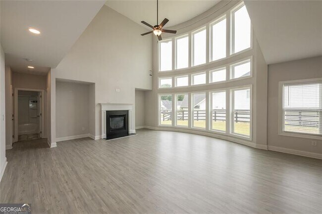 Building Photo - 508 Blackberry Ln