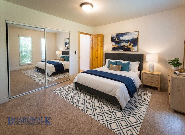 Building Photo - 1781 Lincoln Ln