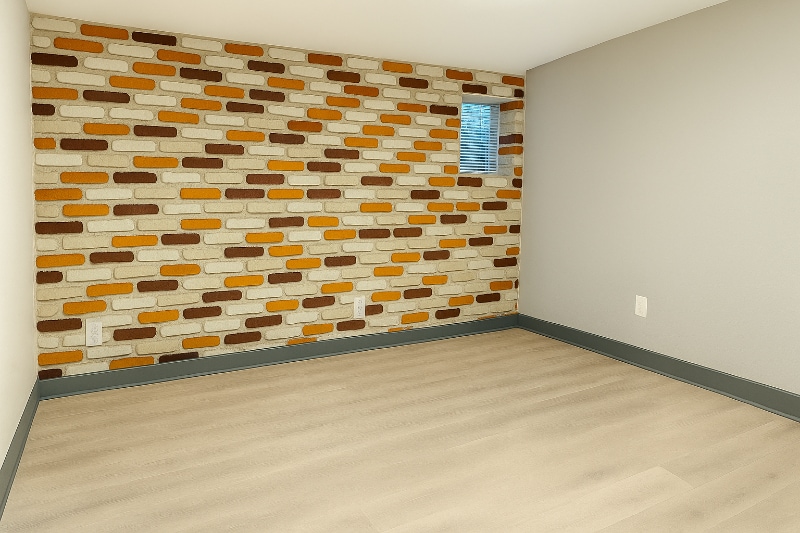 Building Photo - 2306 E 14th St