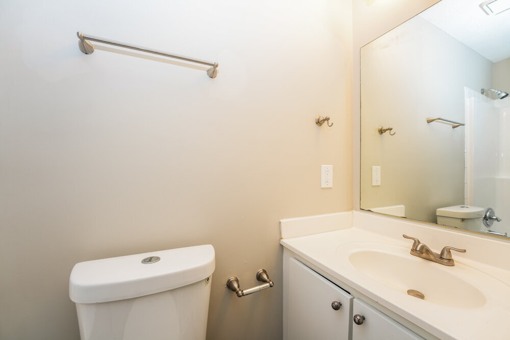 Building Photo - 2130 Grayfield Dr