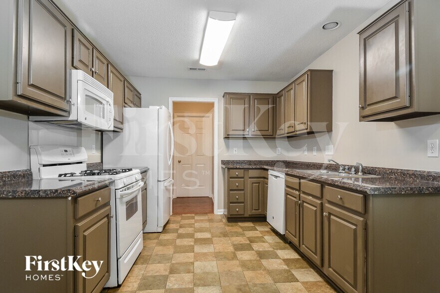 Building Photo - 3508 Bent Trace Dr