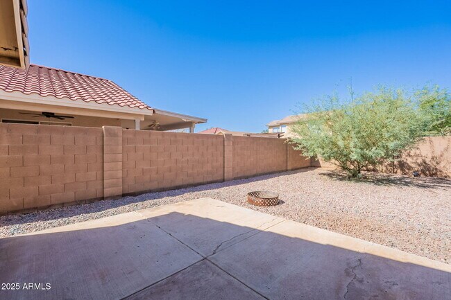 Building Photo - 3324 W Maldonado Rd