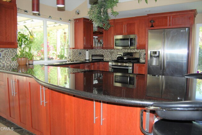 Building Photo - 278 Venus Ct