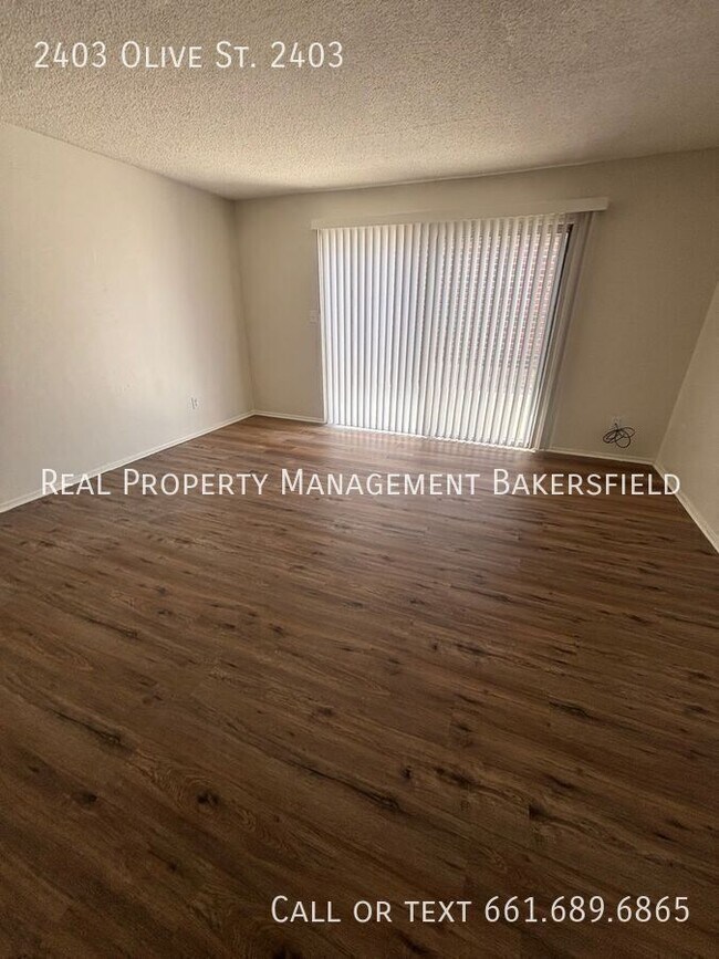 Building Photo - 2403 Olive St