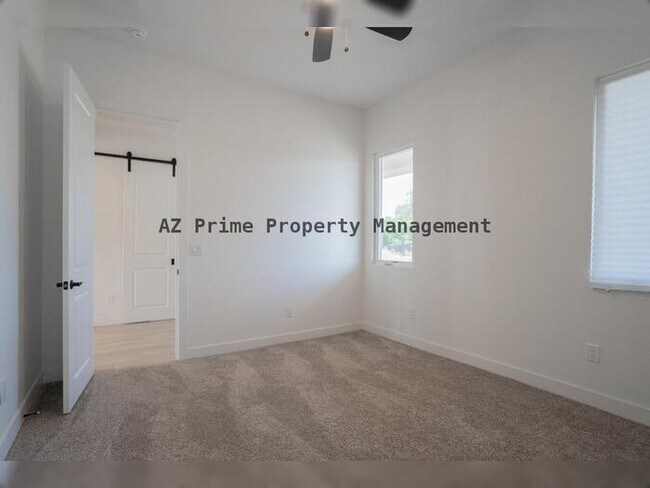 Building Photo - 4831 W Pearce Rd