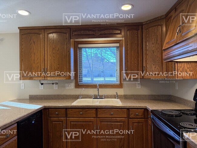 Building Photo - 2125 Elvira Way