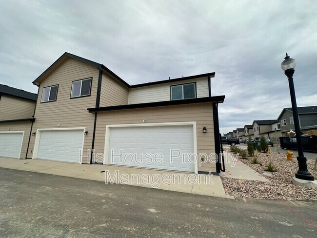 Building Photo - 3912 Pinnacles Ct